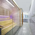 Bull Astoria فندق 3*