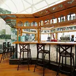 Bull Astoria لاس بالماس دي غران كاناريا