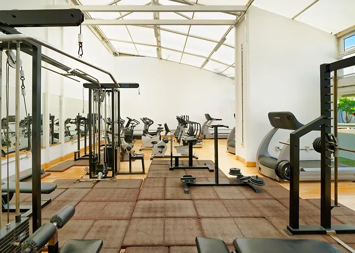 Bull Astoria Hotell 3*