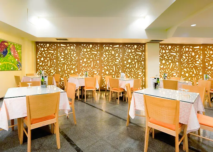 Bull Astoria Hotell 3*