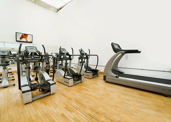 Hotell Bull Astoria 3*