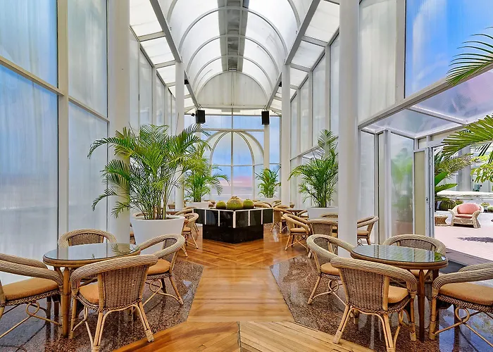 Bull Astoria Hotell 3*