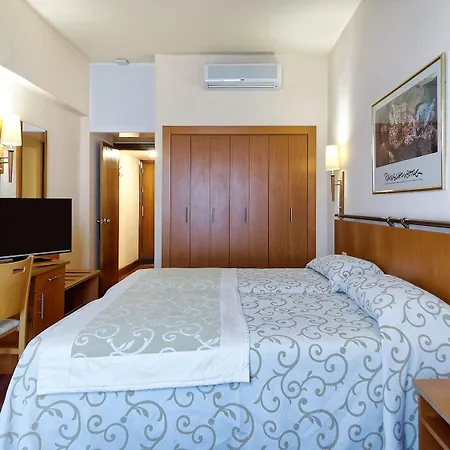 Bull Astoria Ξενοδοχείο 3*